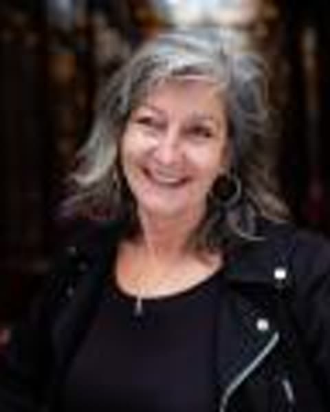 Catherine Lairaud — Französisch